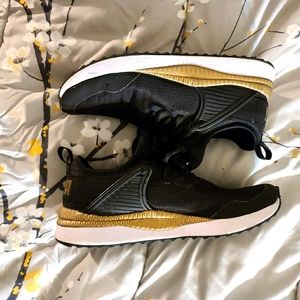 Womens Puma Running Shoes